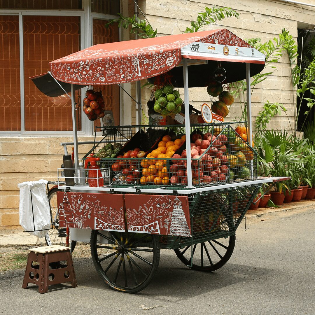 Three wheel vending cart